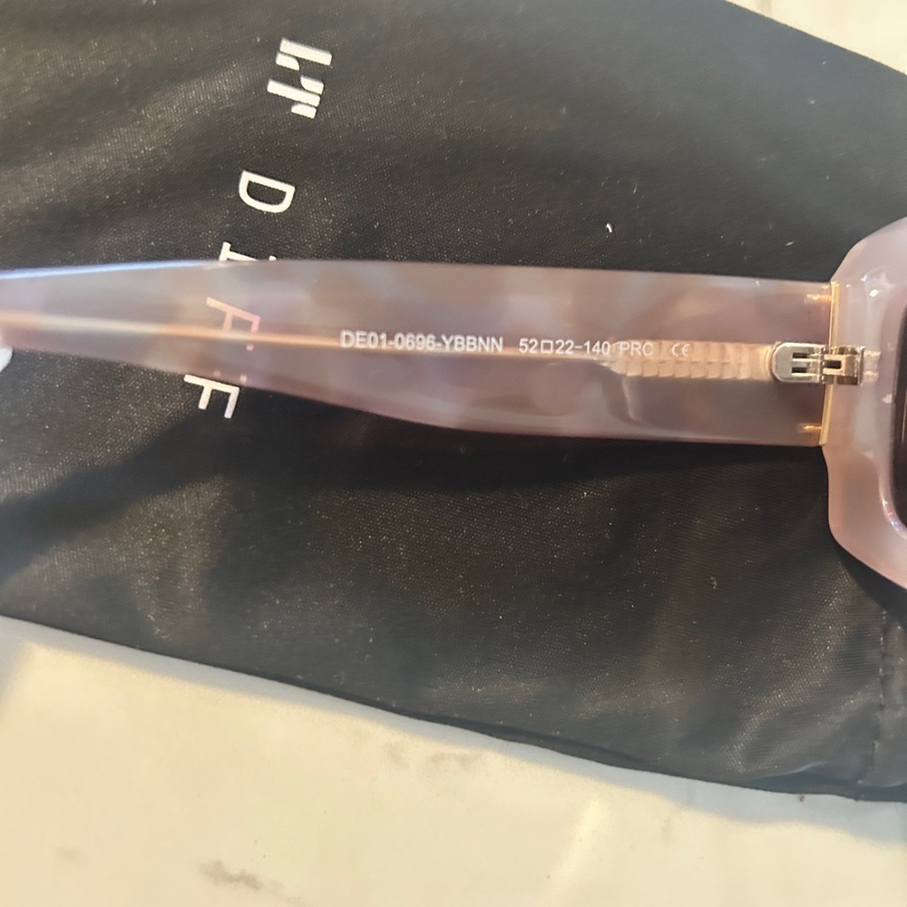 DIFF 53mm Rectangle Sunglasses – Pink Tortoise w/… - image 6